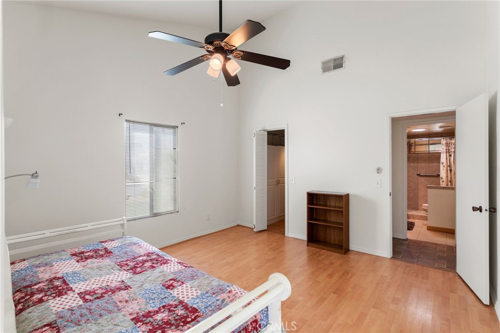 40750 NE La Costa Circle W