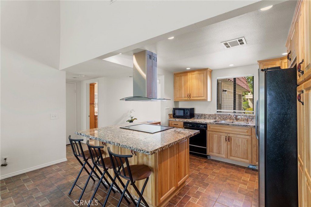 40750 NE La Costa Circle W