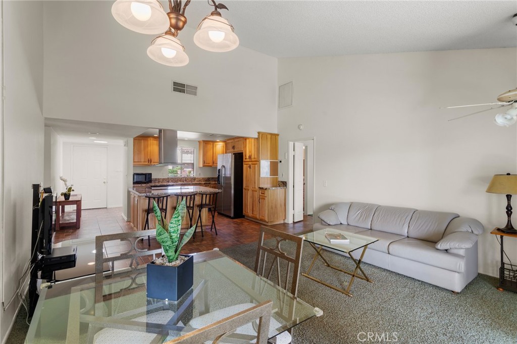 40750 NE La Costa Circle W