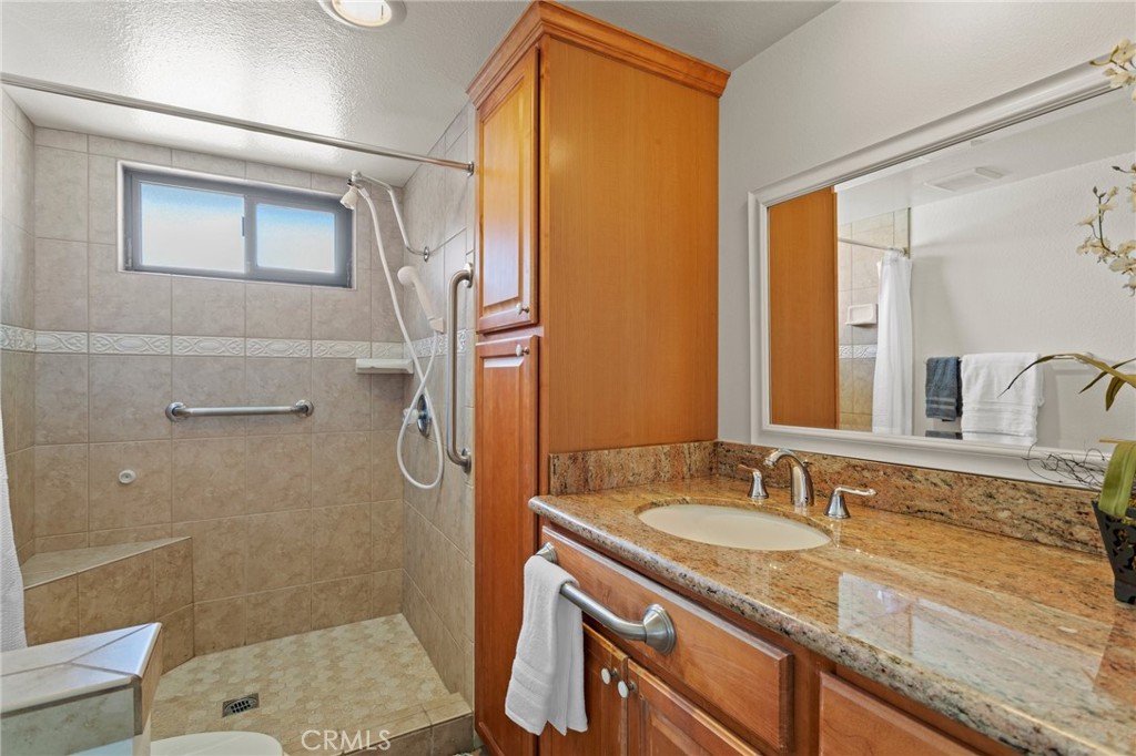 40750 NE La Costa Circle W