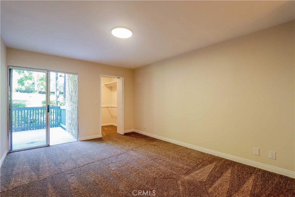 412 N Bellflower Boulevard 118