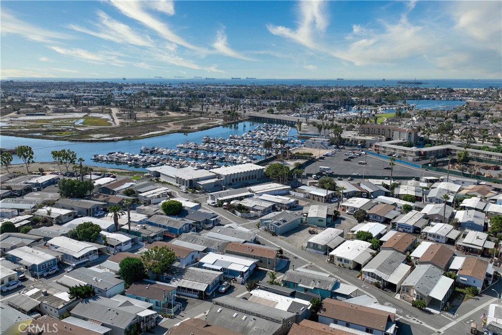 6213 GOLDEN SANDS Drive 334