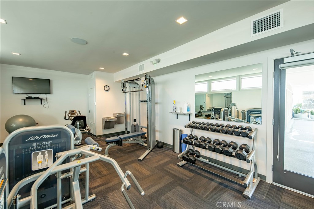 6213 GOLDEN SANDS Drive 334