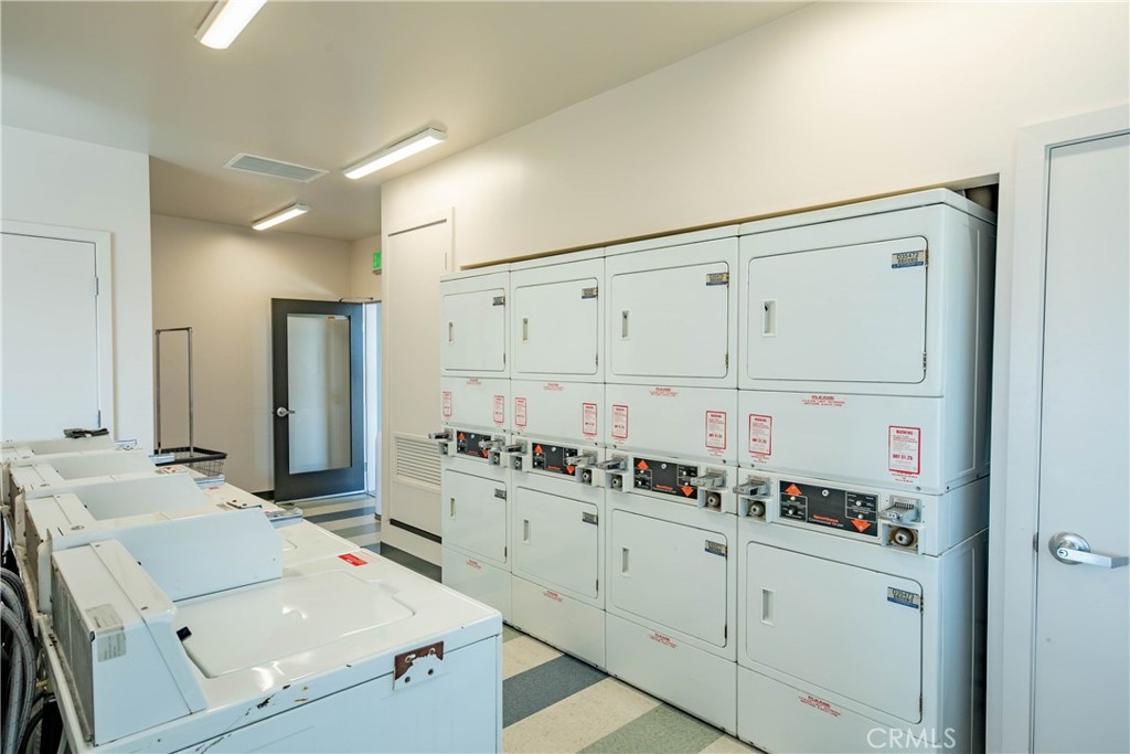 6213 GOLDEN SANDS Drive 334