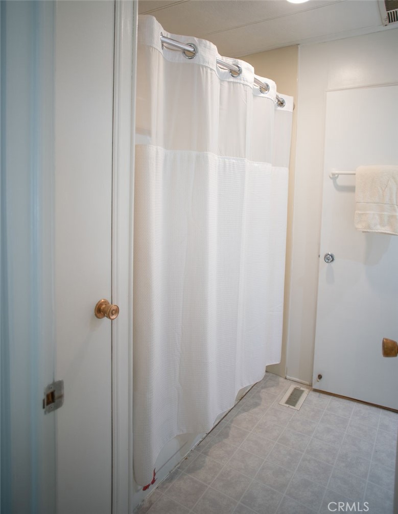 6213 GOLDEN SANDS Drive 334