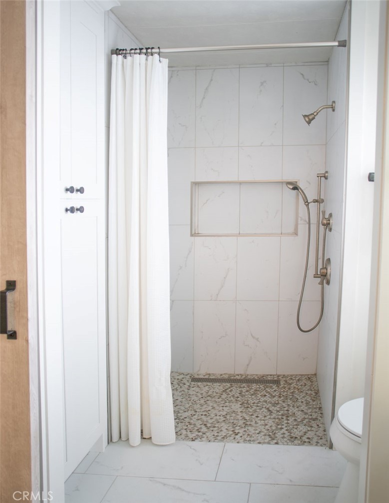 6213 GOLDEN SANDS Drive 334