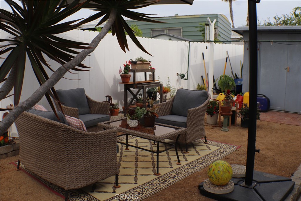 6213 GOLDEN SANDS Drive 334