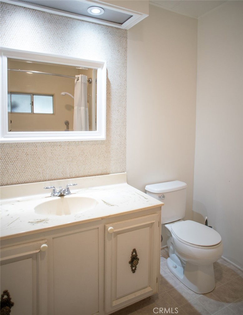 6213 GOLDEN SANDS Drive 334