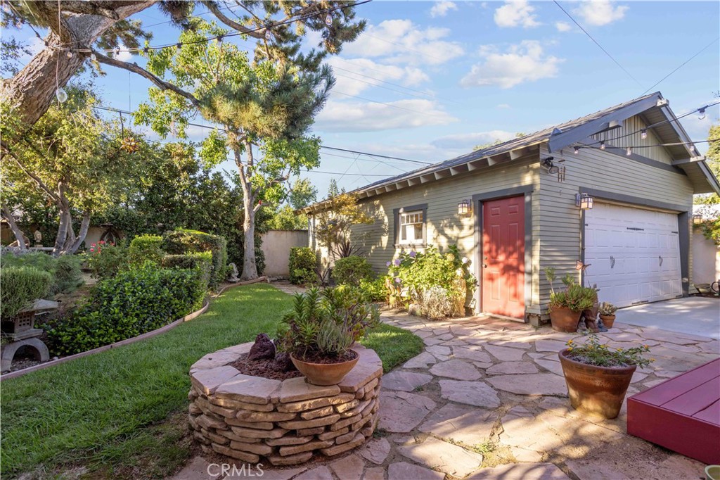 545 East Jefferson Avenue