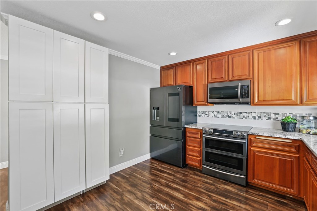 22246 Caminito Arroyo Seco 80