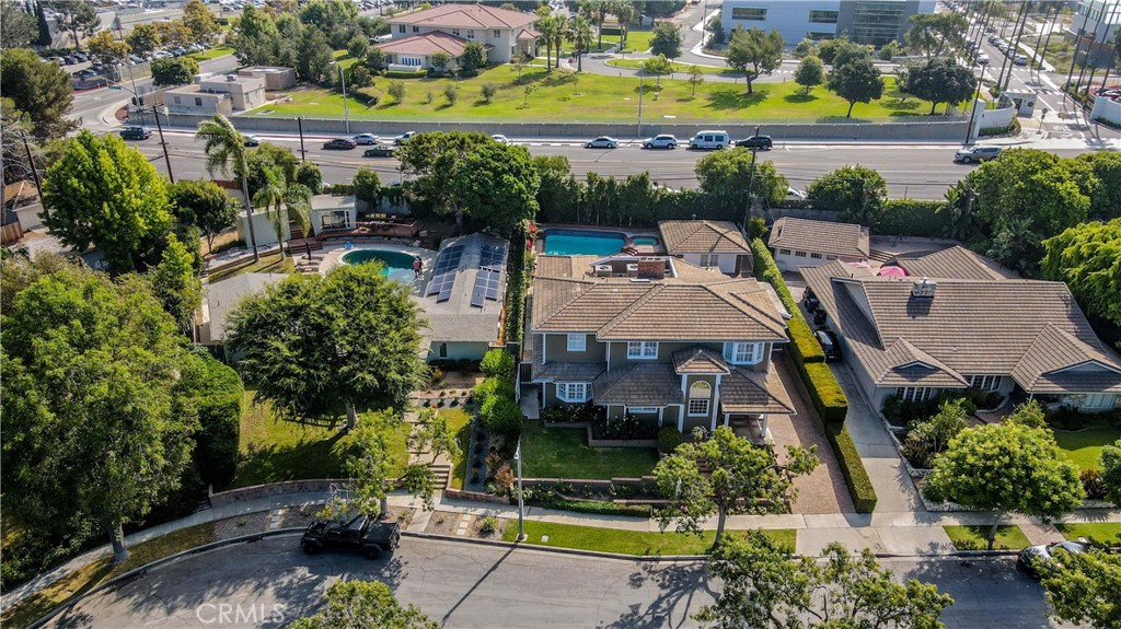 5571 E Lonna Linda Drive