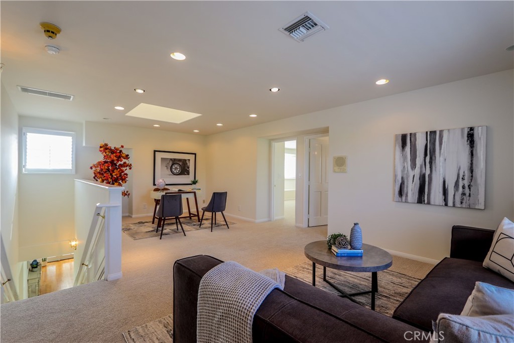 5571 E Lonna Linda Drive