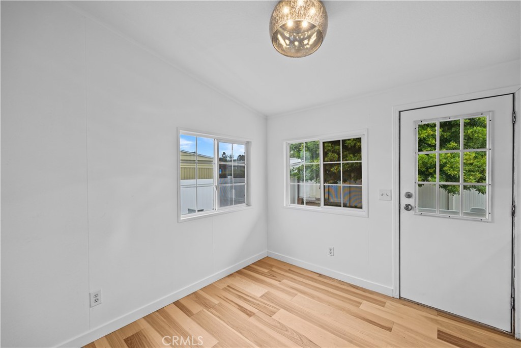 23301 Ridge Route Drive 124