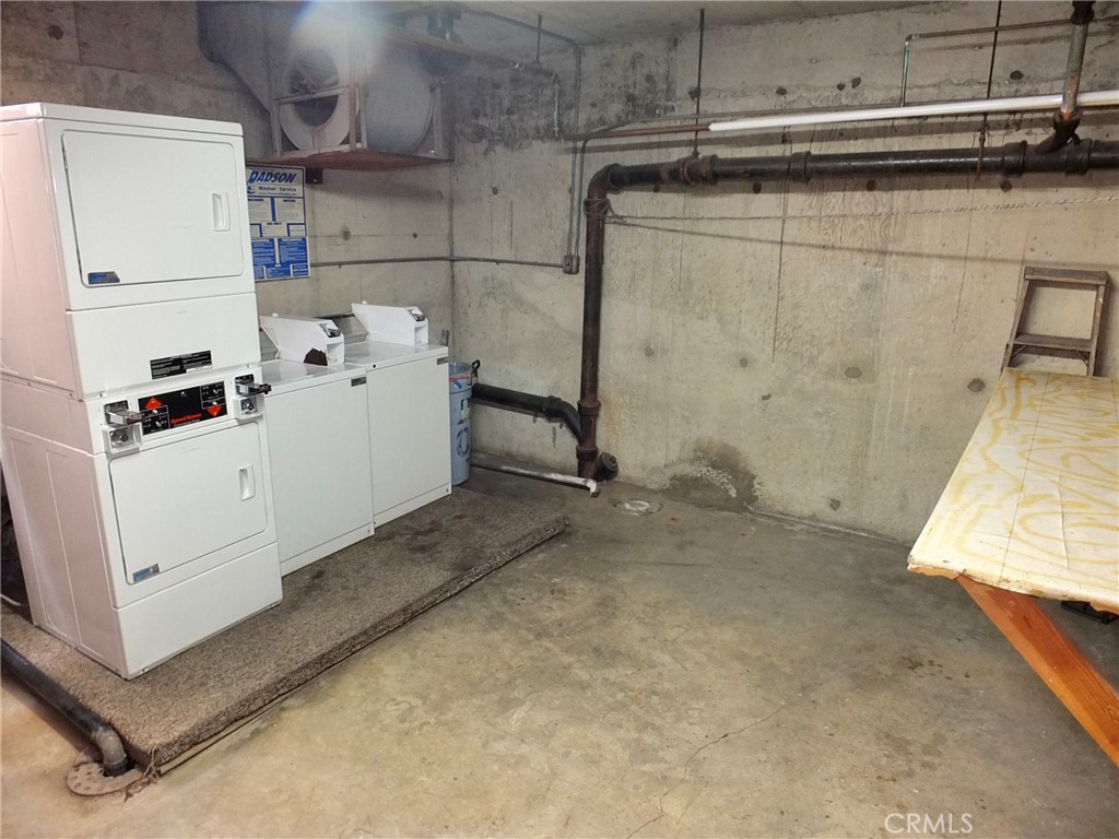 3130 E 2nd Street 11