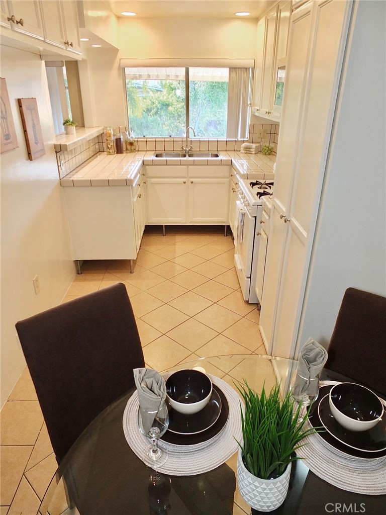 3130 E 2nd Street 11