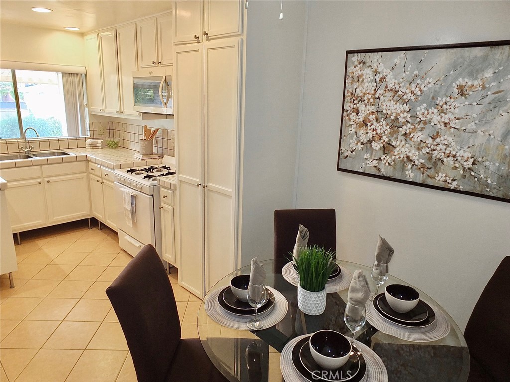 3130 E 2nd Street 11