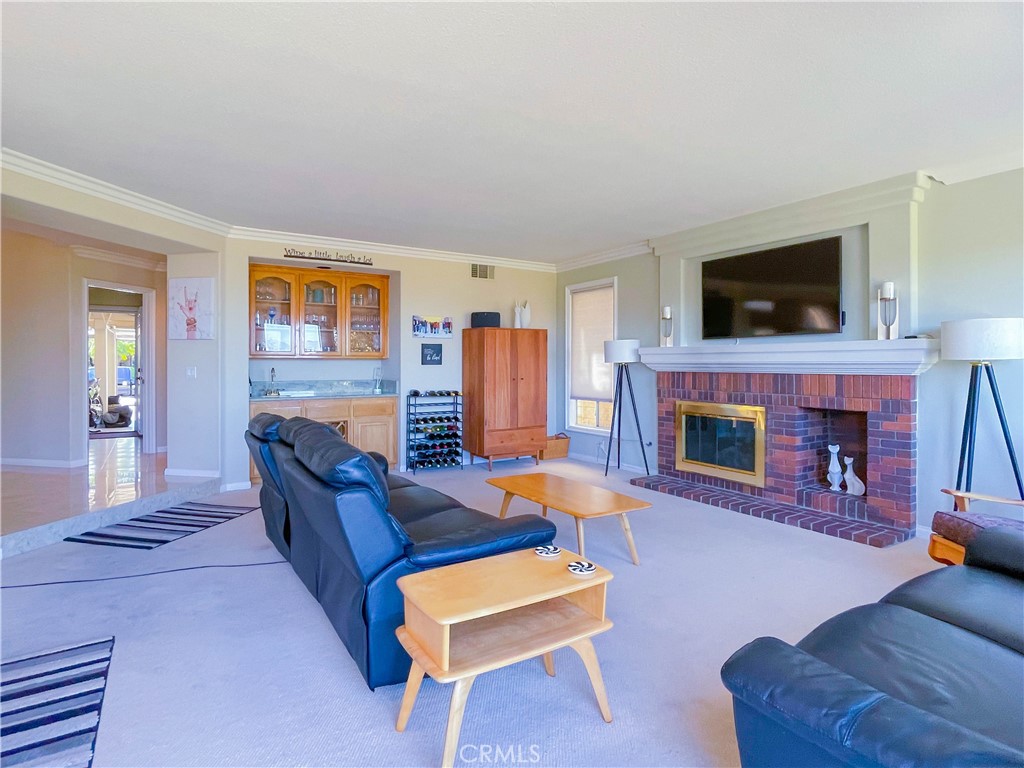 4315 E Cornwall Avenue