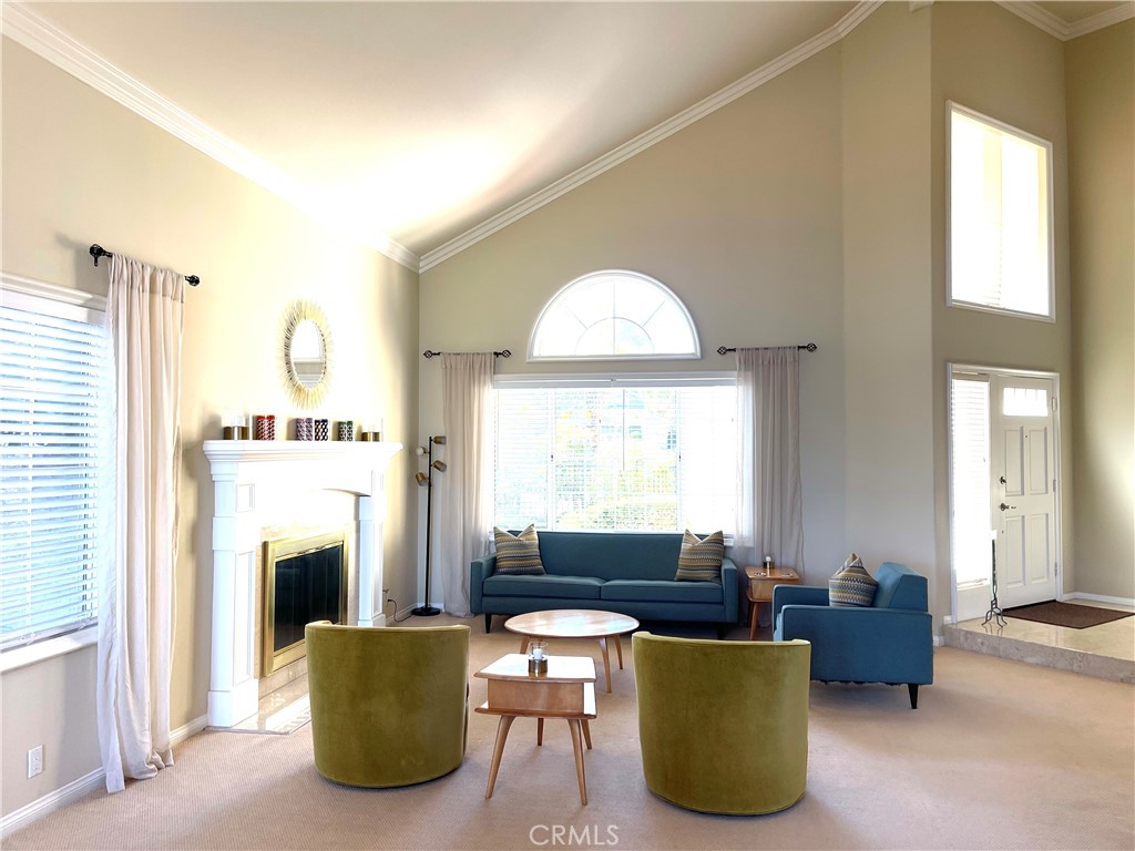 4315 E Cornwall Avenue