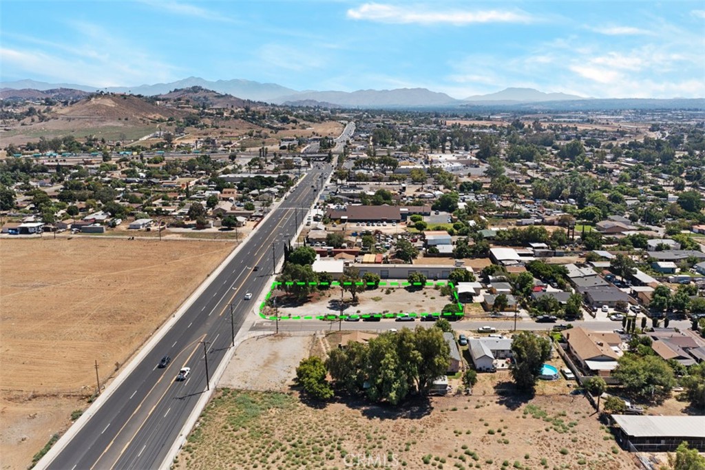 9090 Limonite Avenue