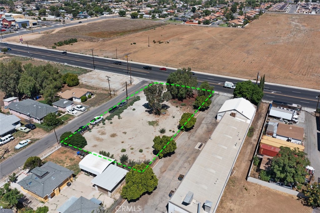 9090 Limonite Avenue