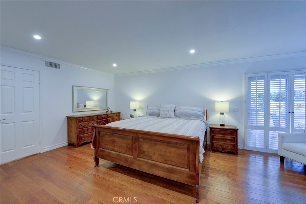 5549 Trailside Drive