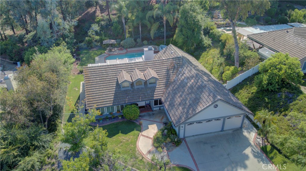 5549 Trailside Drive