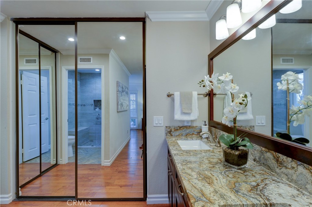 5549 Trailside Drive