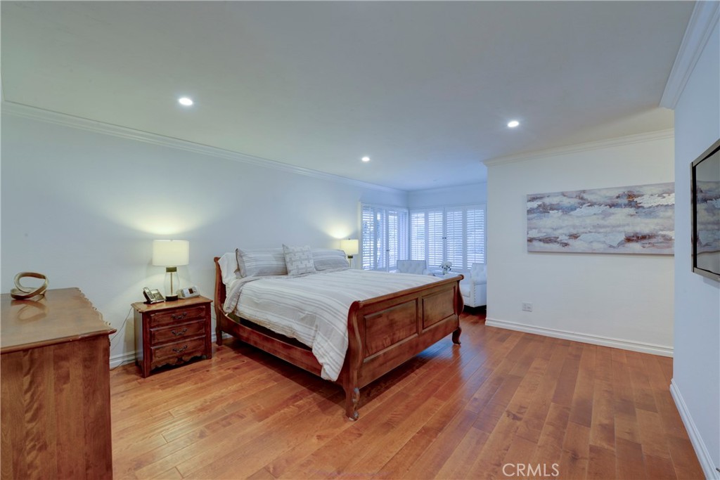 5549 Trailside Drive