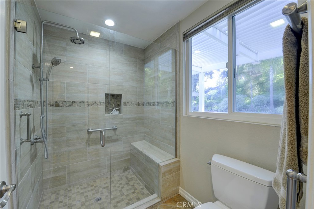 5549 Trailside Drive