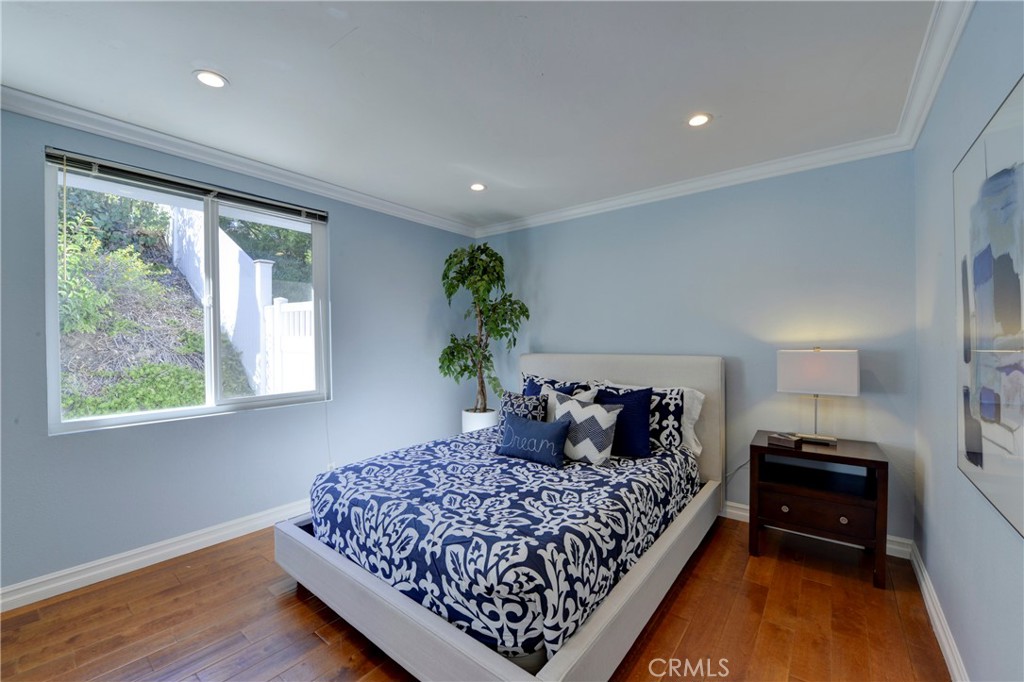 5549 Trailside Drive