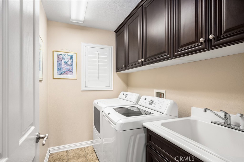 4012 Golden Terrace Lane