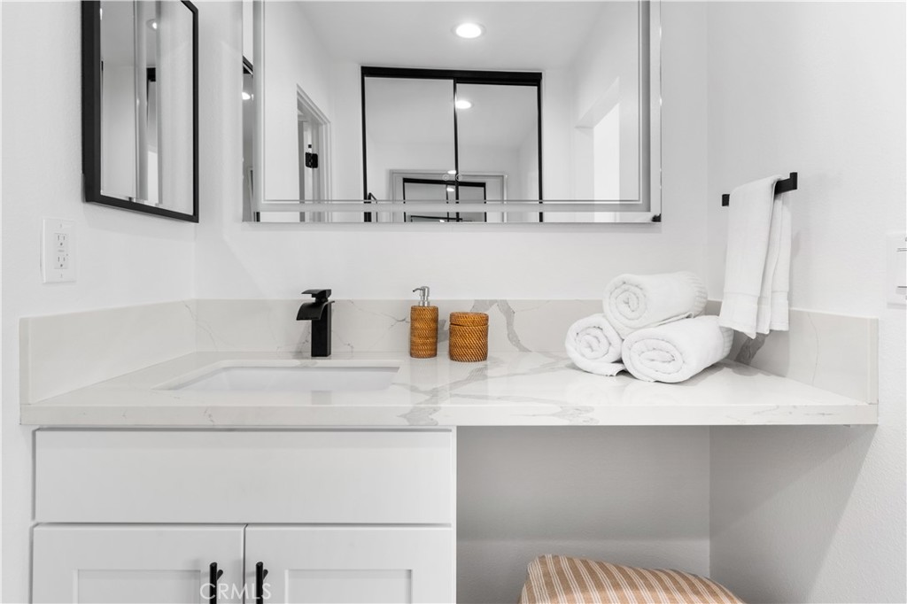 2235 W 25th Street 124