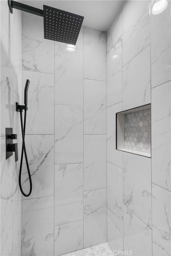 2235 W 25th Street 124