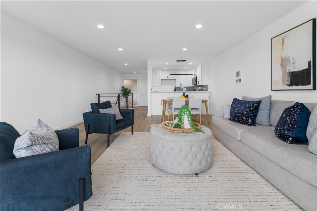 2235 W 25th Street 124