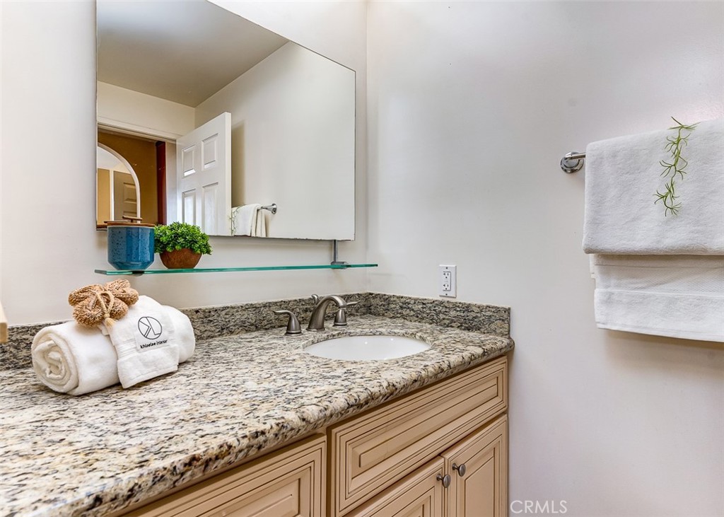 620 S Gramercy Place 441