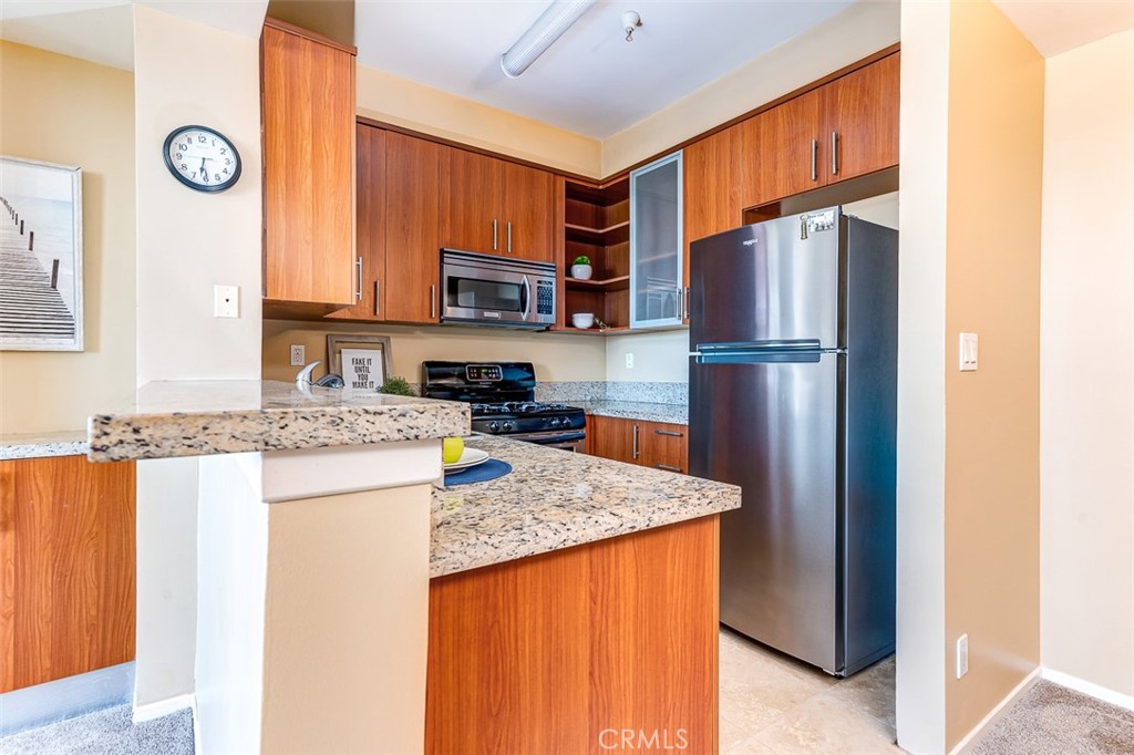 620 S Gramercy Place 441