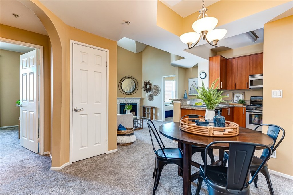 620 S Gramercy Place 441