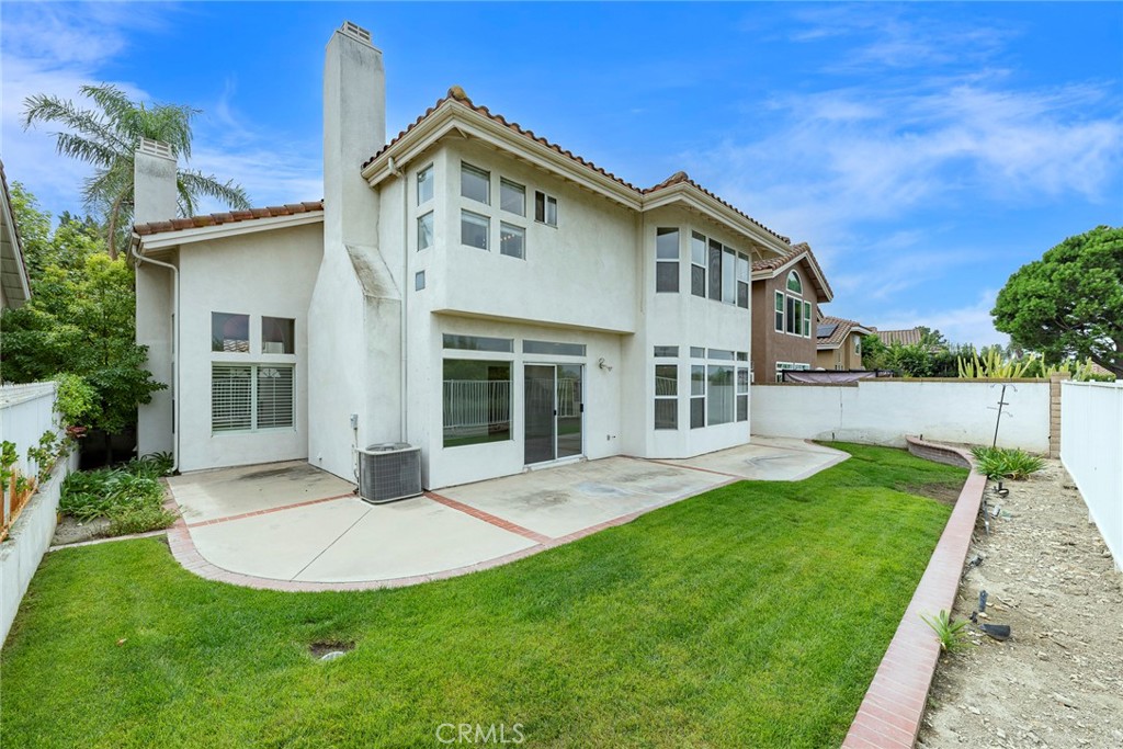 585 S Morningstar Drive