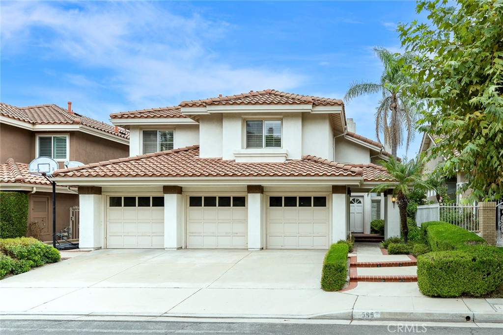 585 S Morningstar Drive