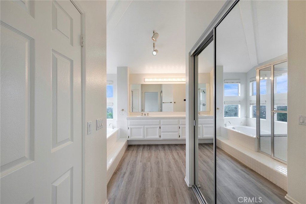 585 S Morningstar Drive