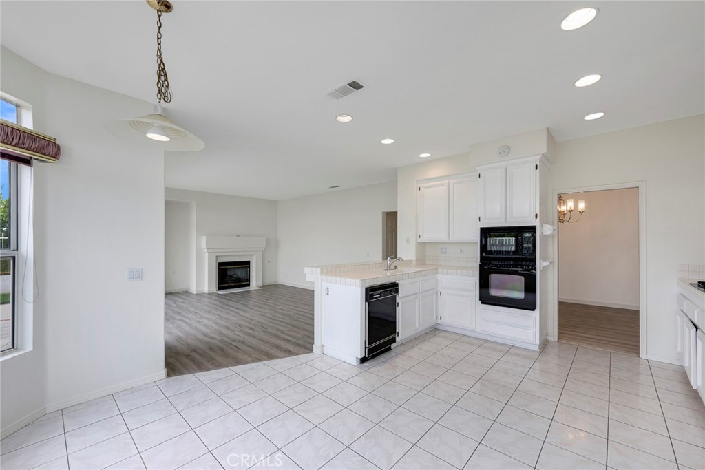 585 S Morningstar Drive