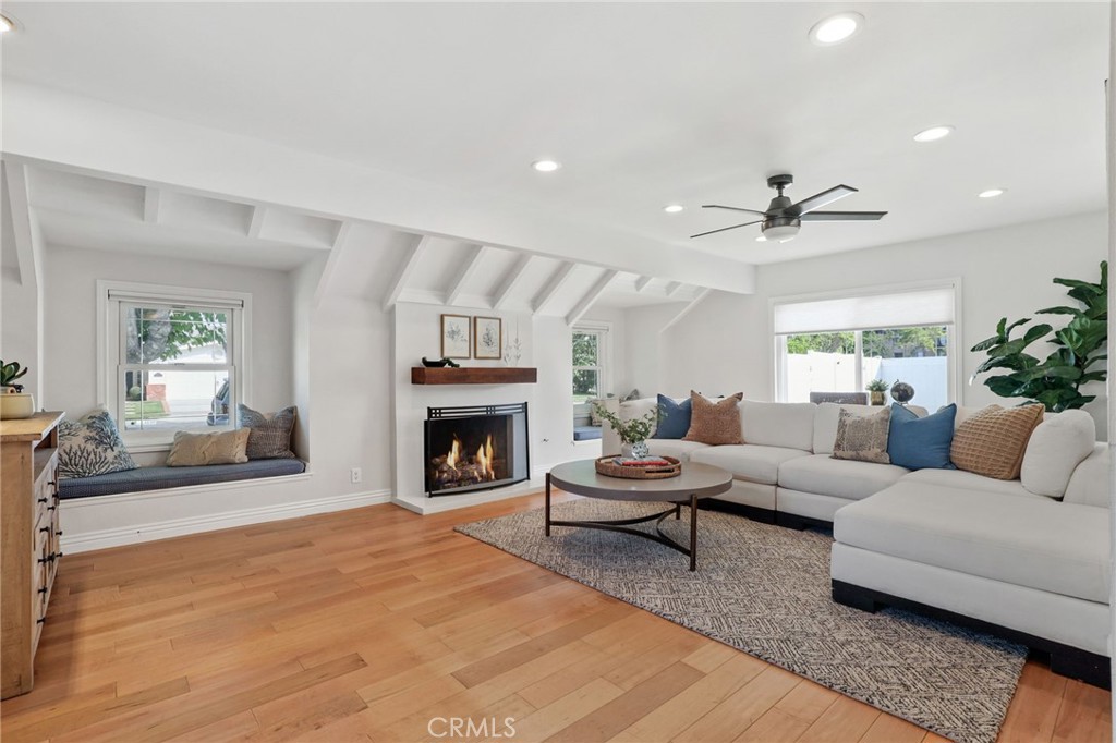 3232 Copa De Oro Drive