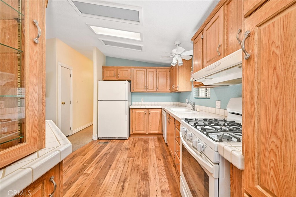 16222 Monterey Lane 52