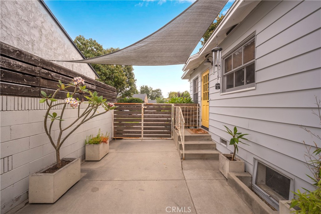 5755 E Scrivener Street