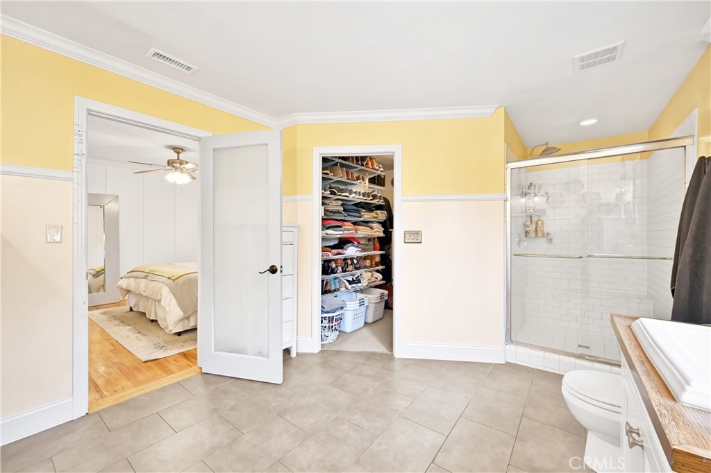 5755 E Scrivener Street