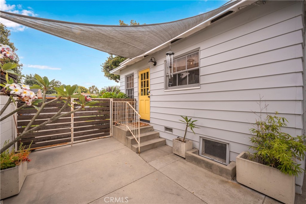 5755 E Scrivener Street