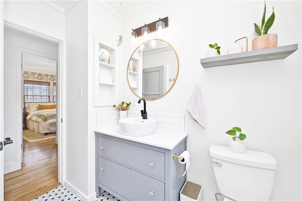 5755 E Scrivener Street