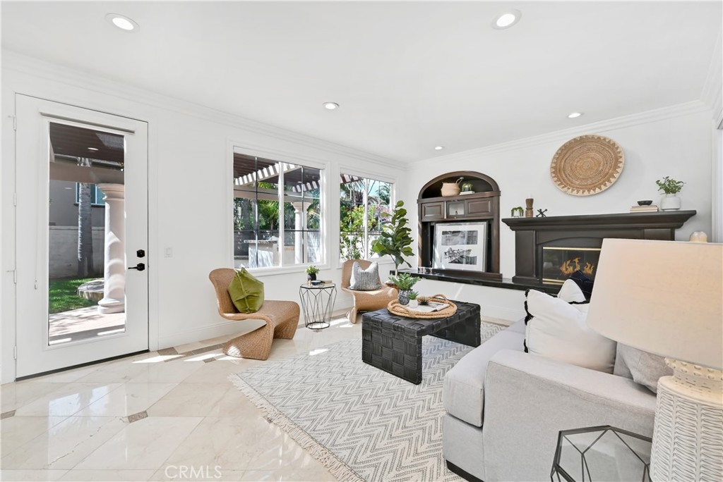 6558 Ashbury Circle