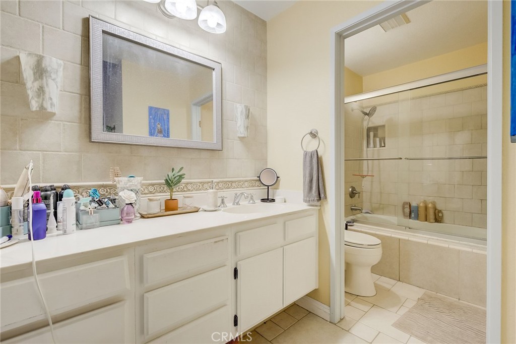 3571 W Greentree Circle G