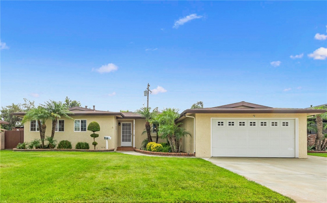 2430 W Grivey Avenue